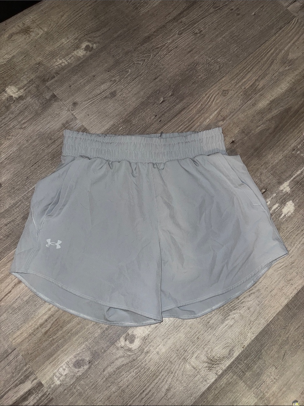 Under Armour Women's Light Gray Athletic Shorts with Elastic Waist